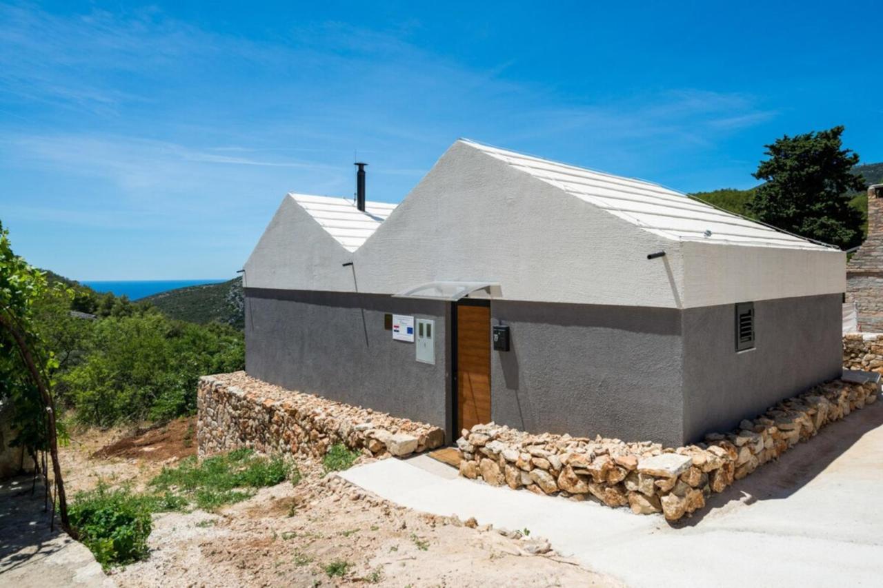 Rural House Pikola With Sea View On Vis Island Villa Komiza Exterior photo